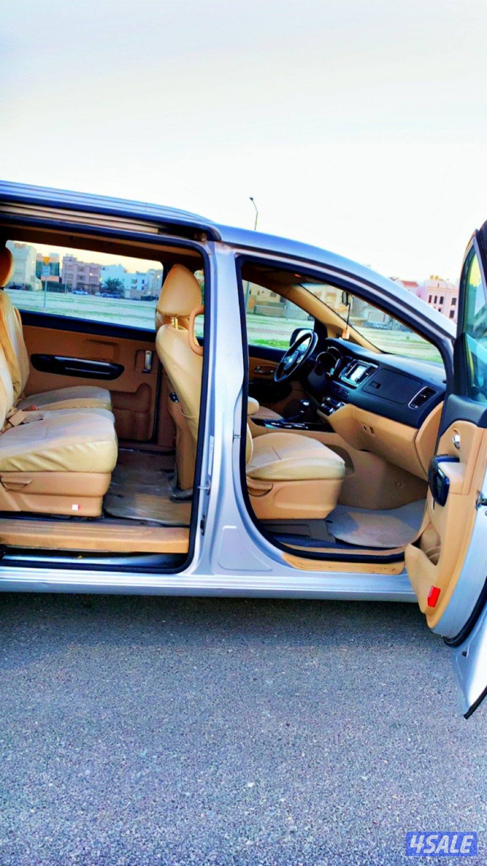 للبيع كيا كرنفال موديل ٢٠١٩ حاله ممتازه سيرفسات الوكاله شرط الفحص1