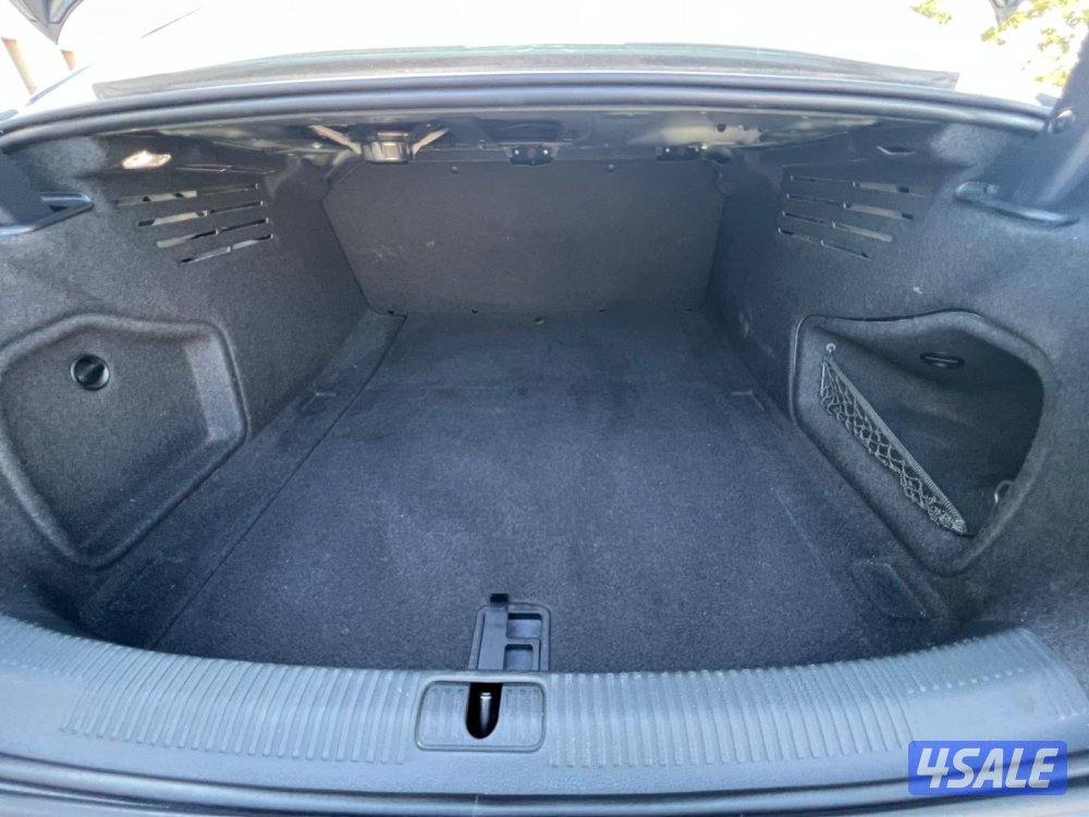 للبيع اودي A4 موديل 2018 ( شـرط الـفـحـص ) عداد 137 فـقـط11