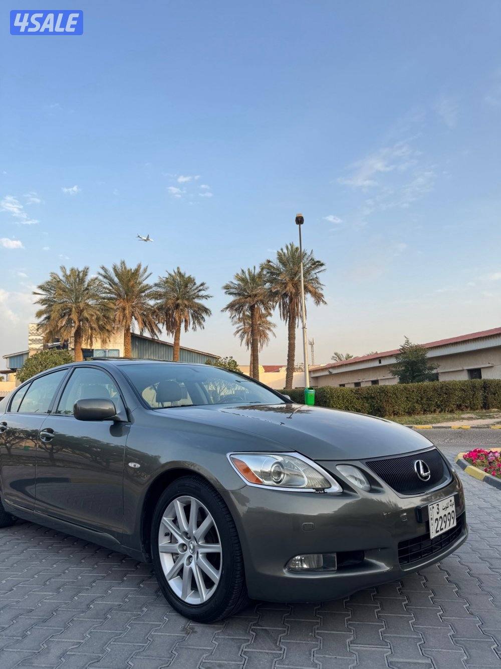 للبيع لكزس GS ماشي 194 الف بحالة الوكالة2