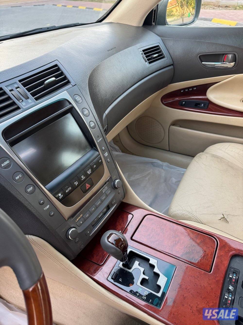 للبيع لكزس GS ماشي 194 الف بحالة الوكالة7