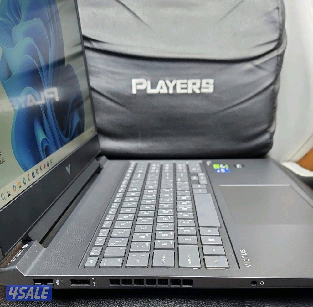 للبيع لابتوب جيمنقHp Victus /core i714gen/16 Ram/1TBSSD/4050 Rtx 6GB4