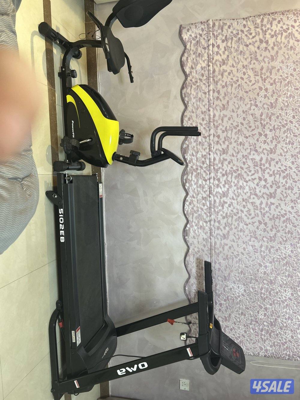 جهاز مشي ودراجة استعمال خفيف جداً1