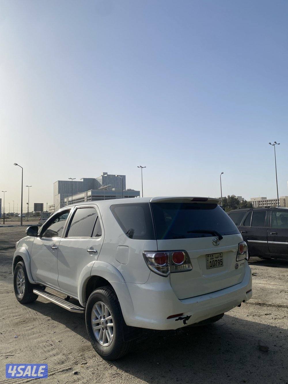 للبيع جيب فورتنر3