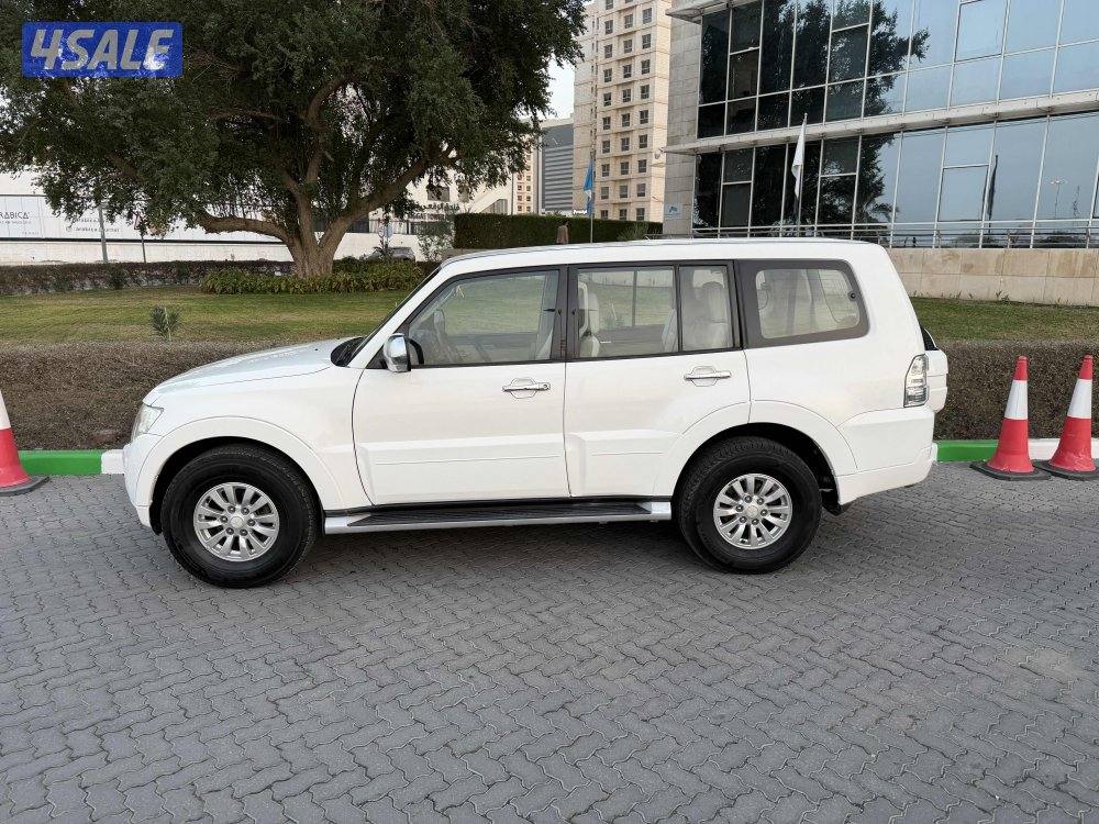 للبيع باجيرو موديل 2011 بحالة طيبة1