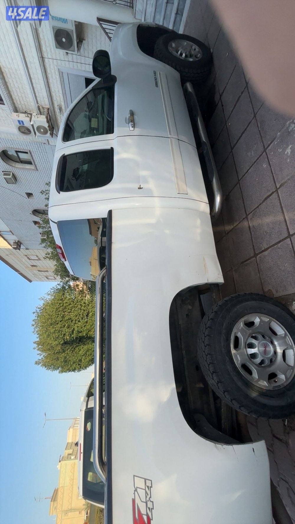 للبيع وانيت جمس (٢٠١٠)  مواصفات خاصة قمارة ونص Hd 2500 موجود فحص6