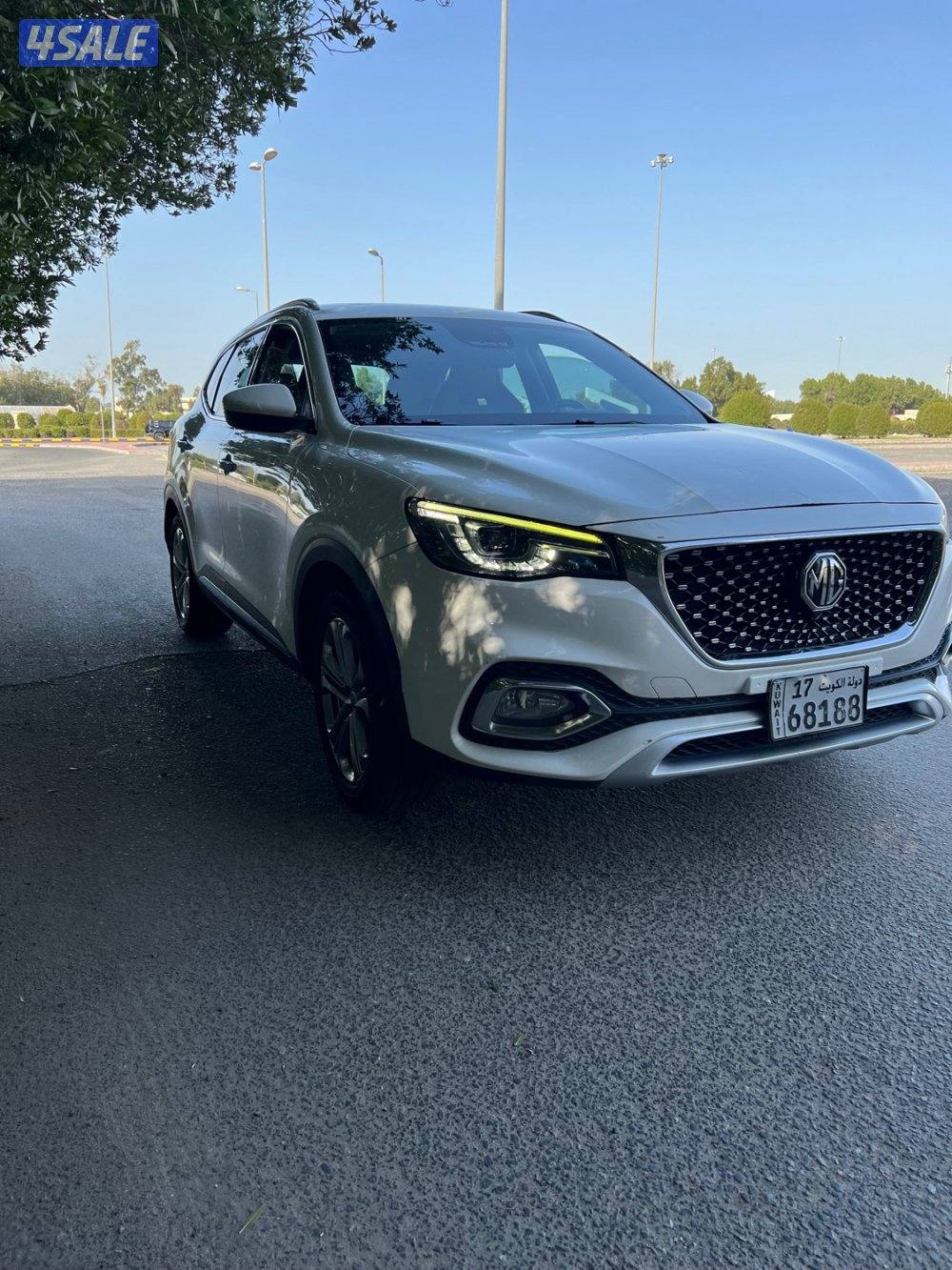 للبيع MG HS موديل 2020 بحالة جيدة جدا شرط الفحص جير مكينة شاصي1