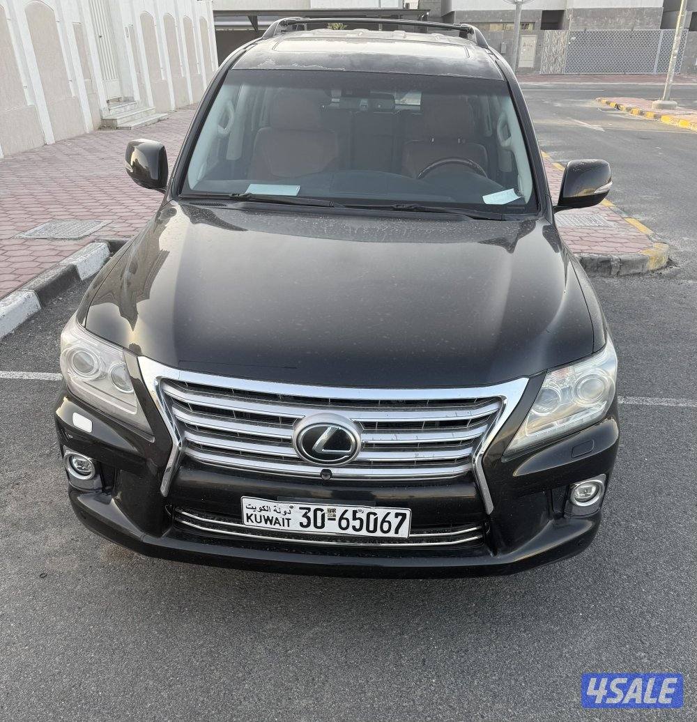 جيب لكزس 20157