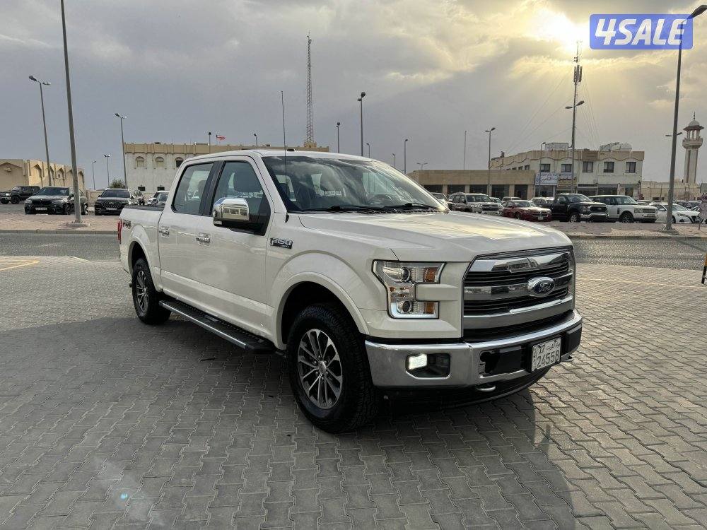 🏴وانيت فورد لاريت الفل الغانم 2017 شرط الفحص🏴0