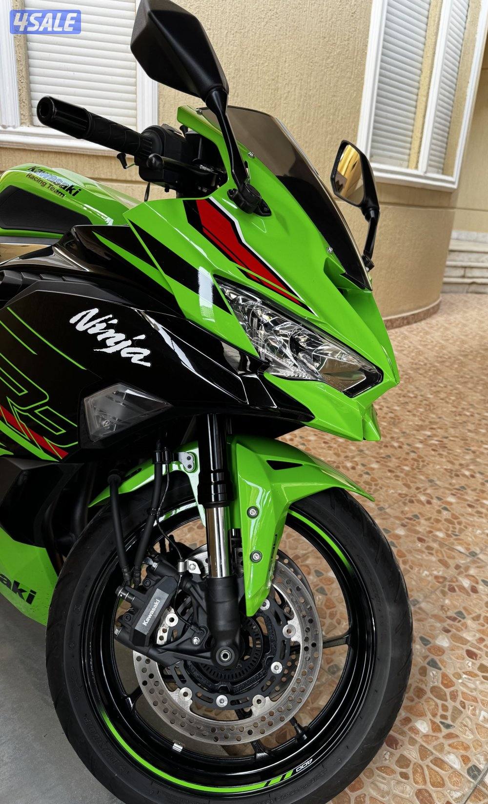 Kawasaki ZX4RR, 7600 km.0