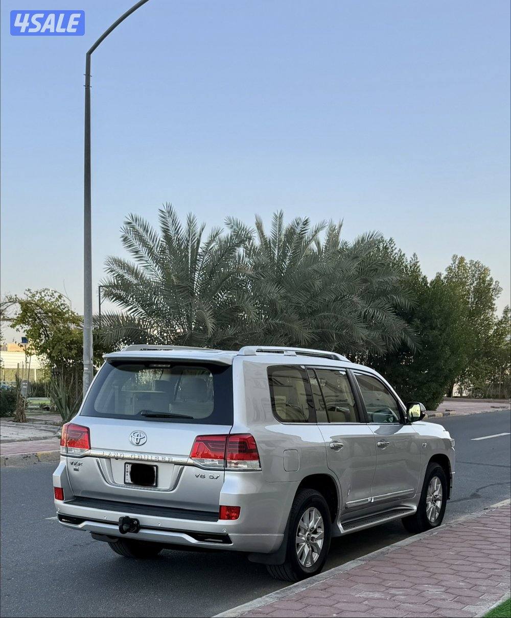 بحالة الوكالة 2016 VX-R 182km3