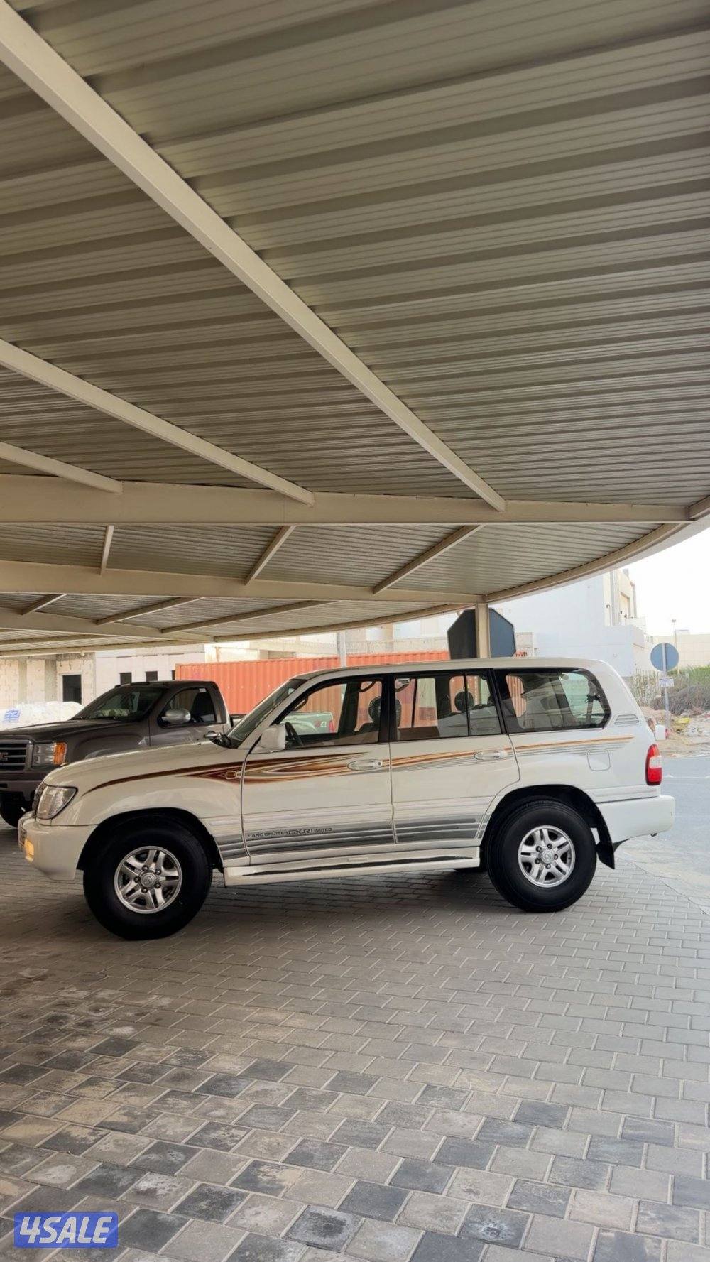 للبيع لاند كروزر GXR0
