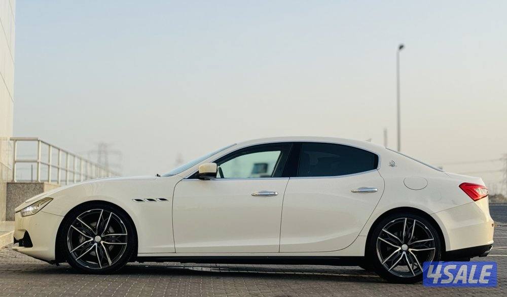 للبيع مازيراتي جيبلي موديل 20153