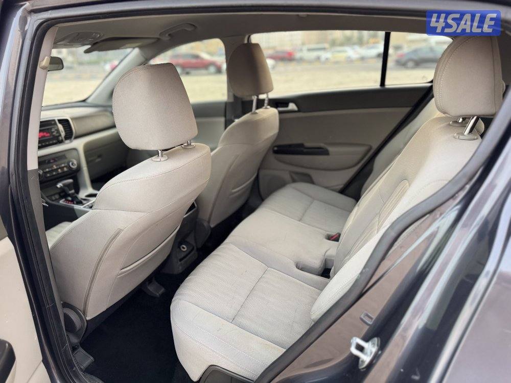 للبيع كيا سبورتاج 2018 - الماكينه 2.0 CC4