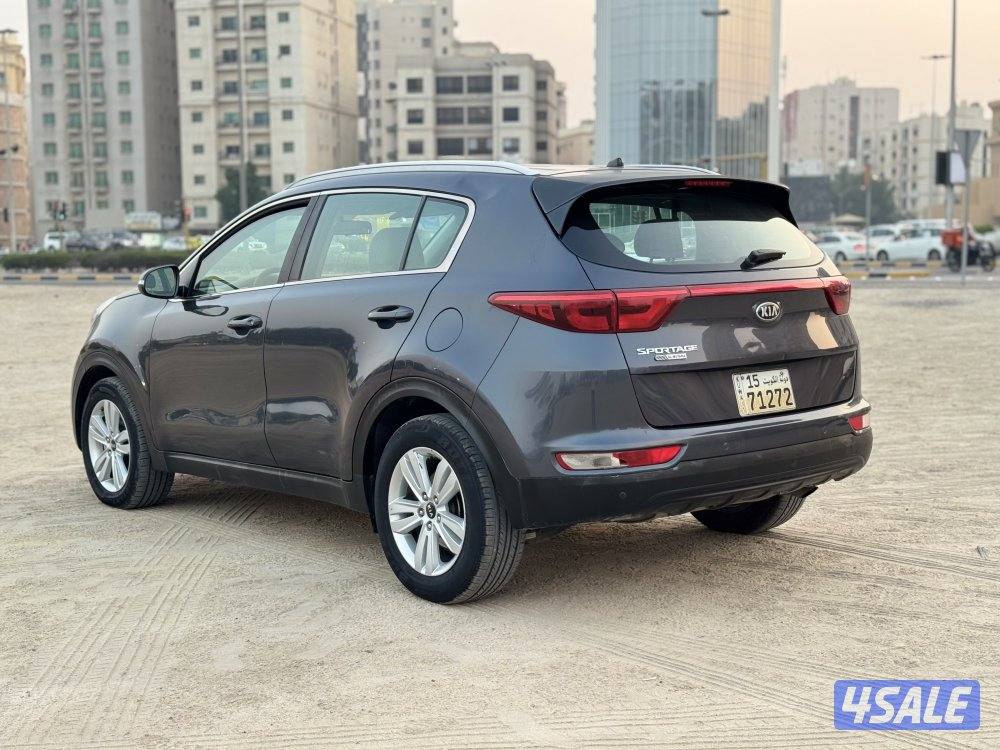 للبيع كيا سبورتاج 2018 - الماكينه 2.0 CC8