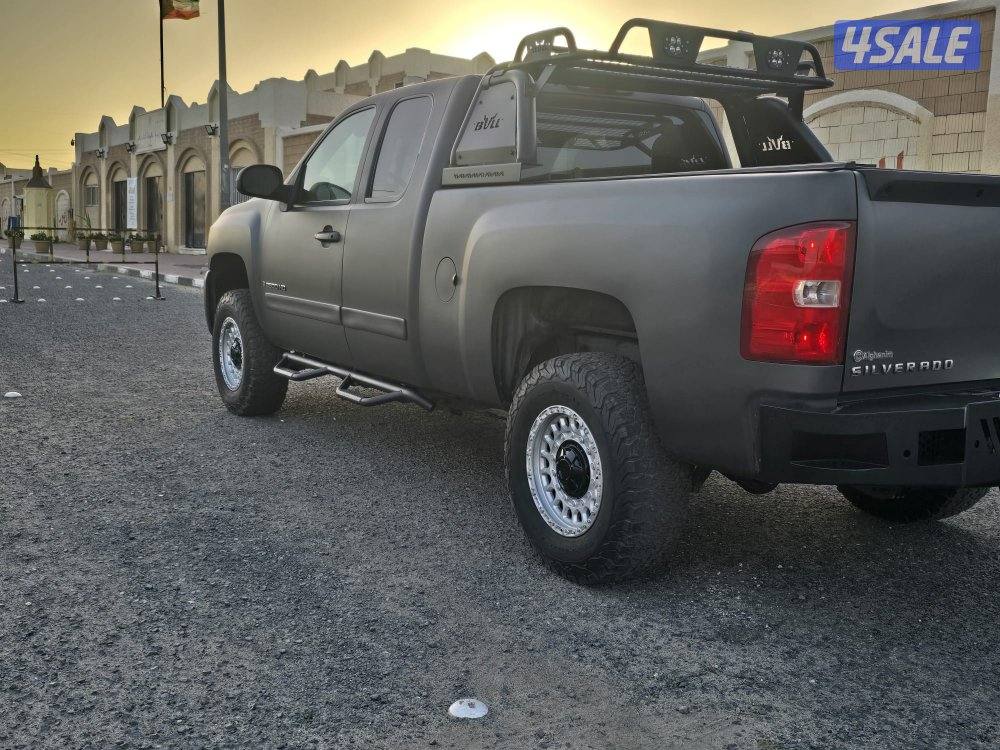 للبيع سلفرادو HD 25005