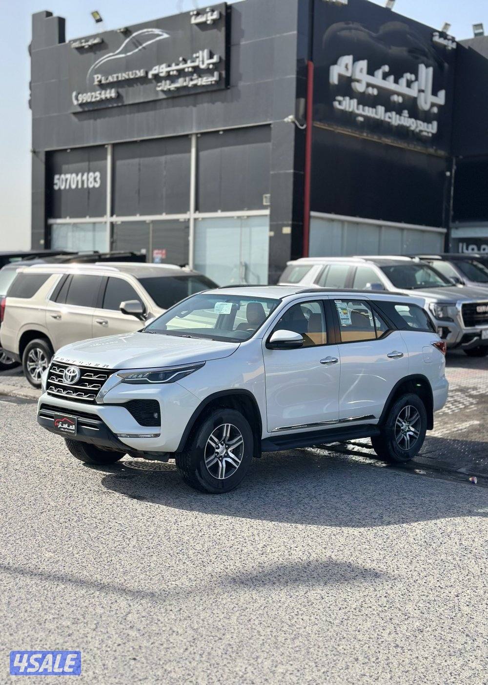 فورتنر V4  موديل 2023 دبل قير ماشي 55 الف1