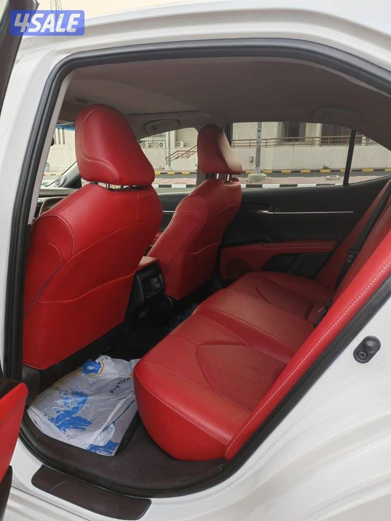 للبيع كامري 2024 ليمتد سبورت7