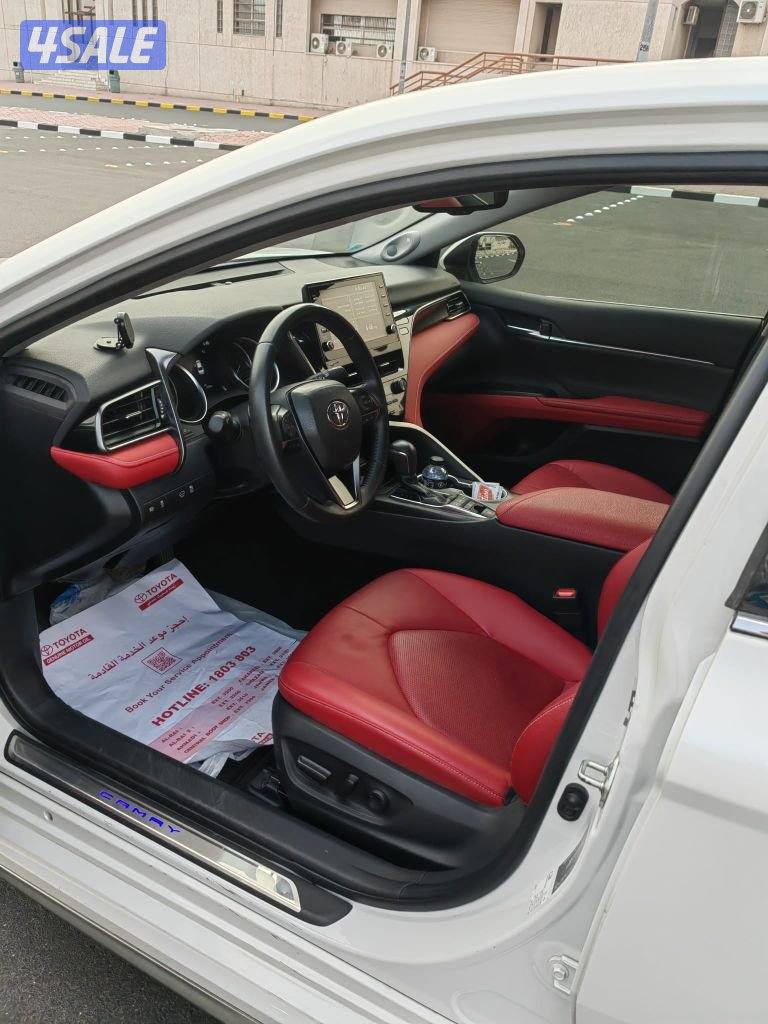 للبيع كامري 2024 ليمتد سبورت8