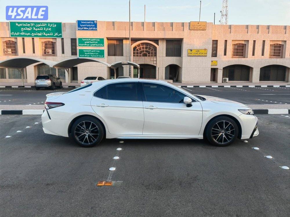 للبيع كامري 2024 ليمتد سبورت9