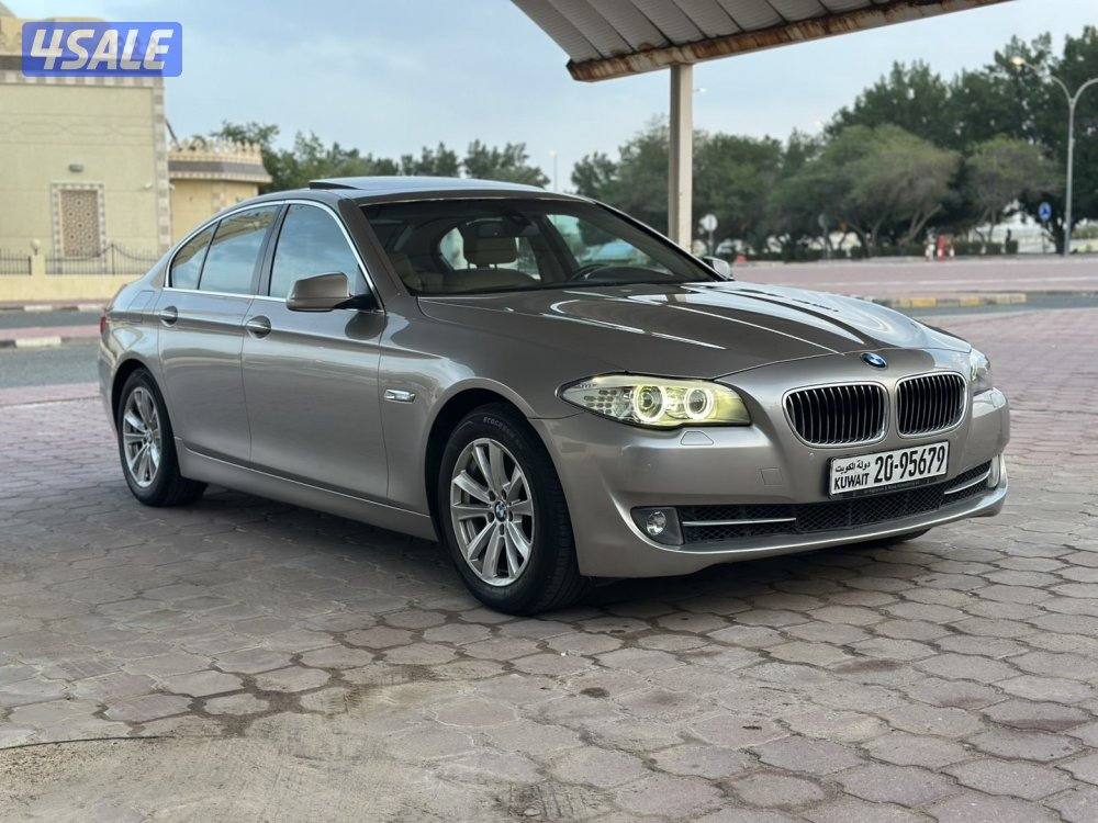 للبيع 520i كامل المواصفات شاشه كبيره خريطه1