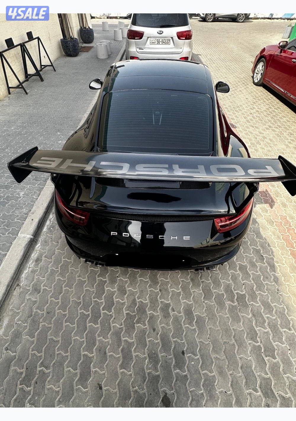 بورش كريرا موديل 20152