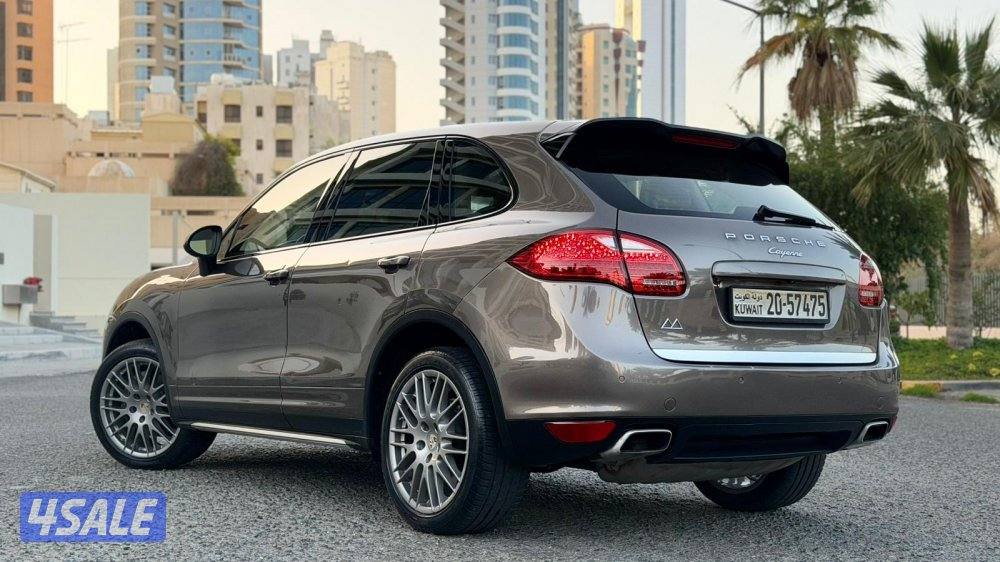 بورش كاين // V 6 // 20134