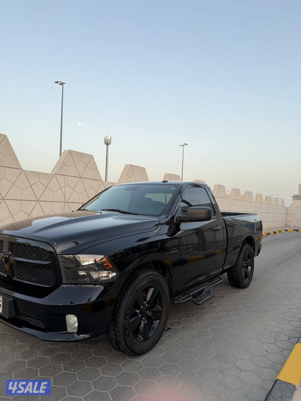دودج رام موديل 2021 وكالة الكويت 1500 Black edition 7.51