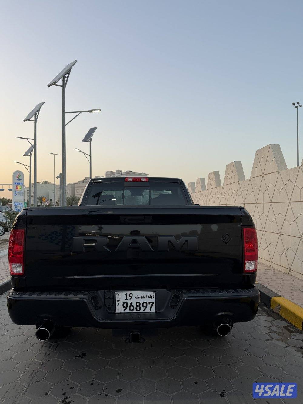 دودج رام موديل 2021 وكالة الكويت 1500 Black edition 7.52