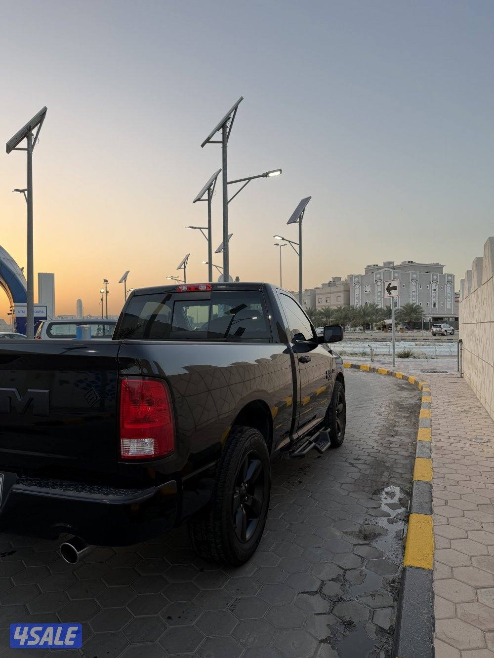 دودج رام موديل 2021 وكالة الكويت 1500 Black edition 7.53