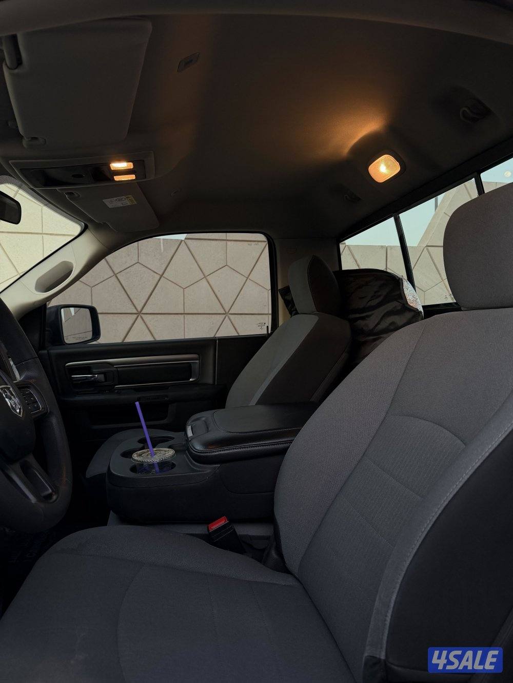 دودج رام موديل 2021 وكالة الكويت 1500 Black edition 7.54