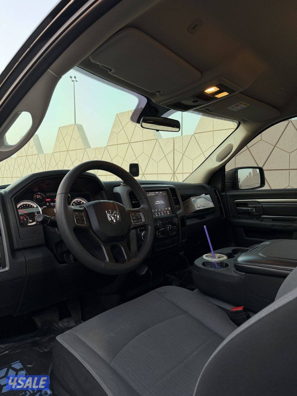 دودج رام موديل 2021 وكالة الكويت 1500 Black edition 7.55