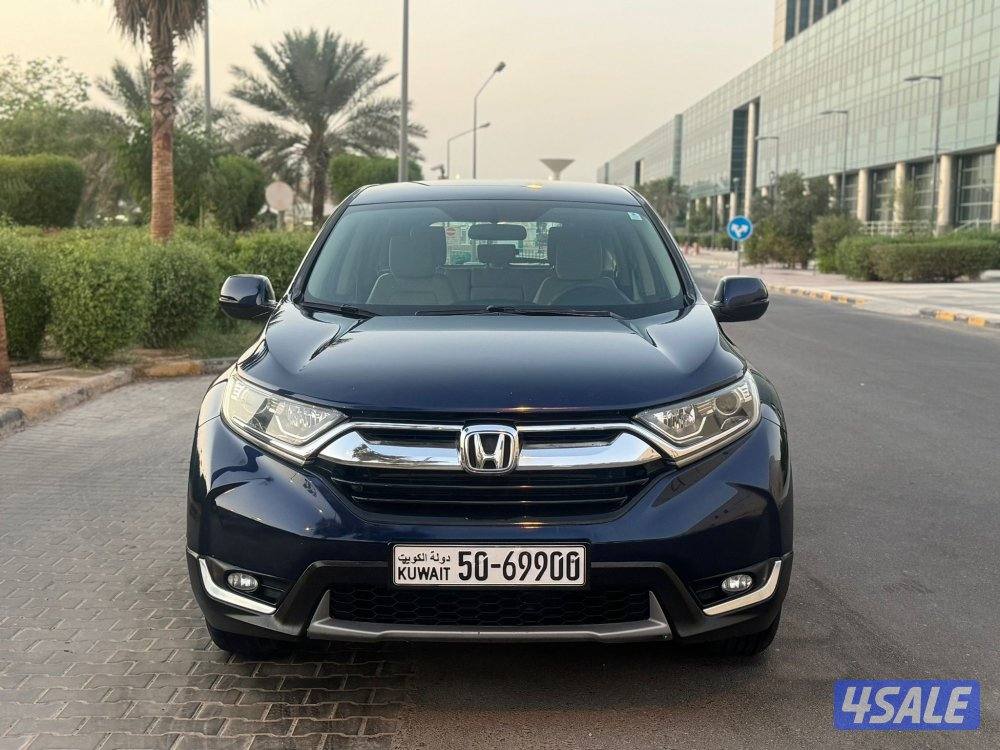 هوندا CRV موديل 2018 بحاله الوكاله شرط الفحص2