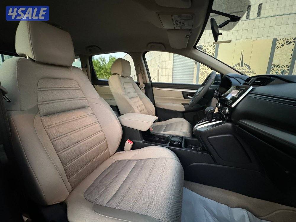 هوندا CRV موديل 2018 بحاله الوكاله شرط الفحص11