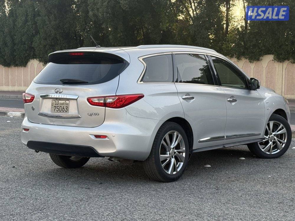 للبيع - انفينتى QX60 - موديل 2015 - بحاله ممتازه9