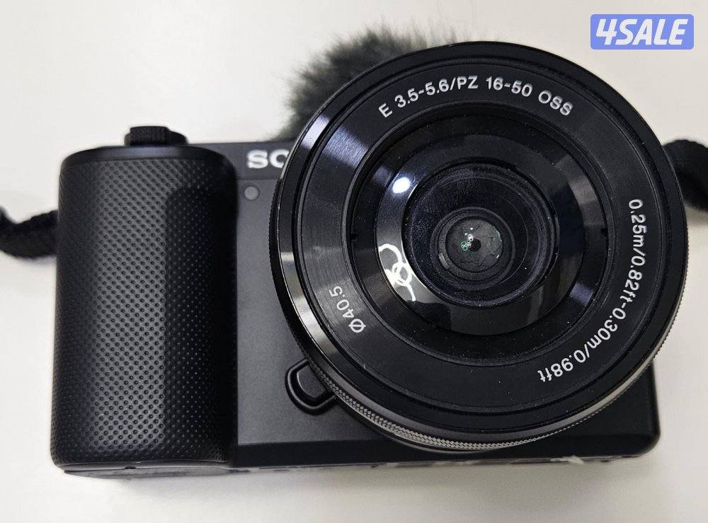 كاميرا فيديو سوني ZV-E105