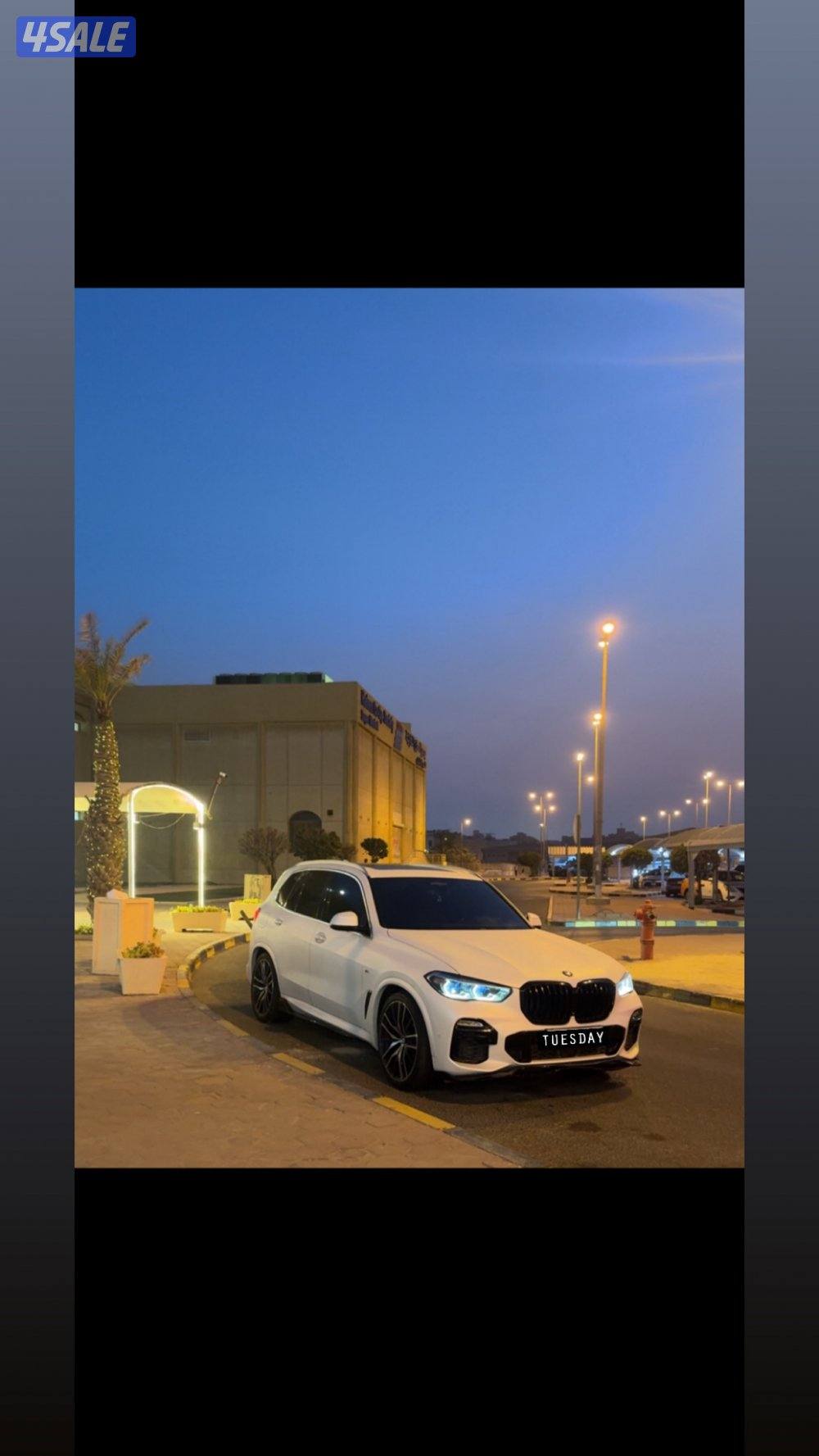 x5 50 i الفل اوبشن اعلى فئه v8 twin turboالسياره في قمة النظافه جدا ج5
