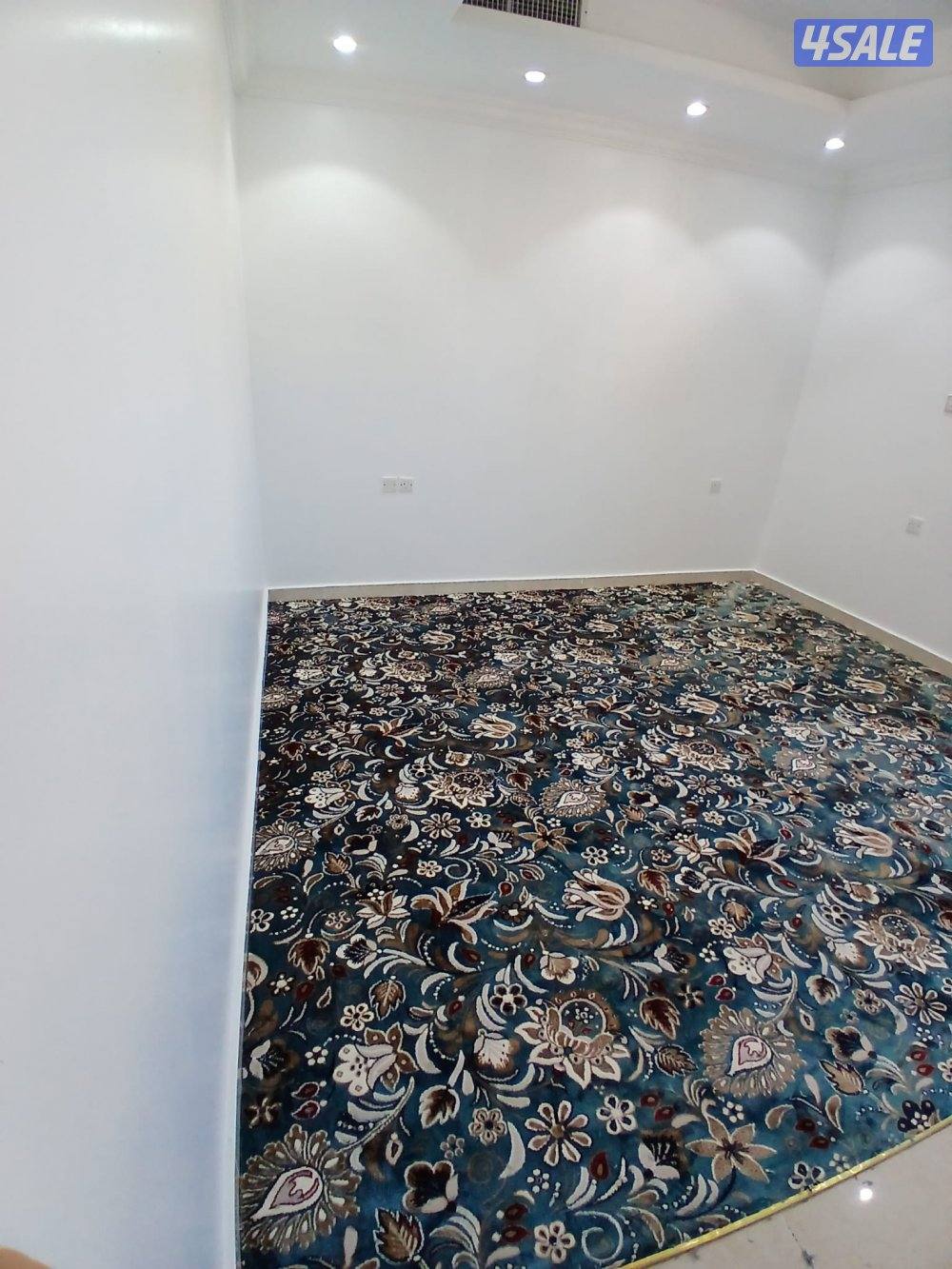 يوجد لدينا جميع انواع السجاد الساده والمشجر باركيه بلاستك قطع جاهزا14