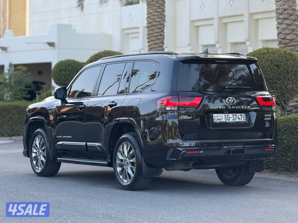للبيع لاندكروزر ايرو اس تون تيربو20242