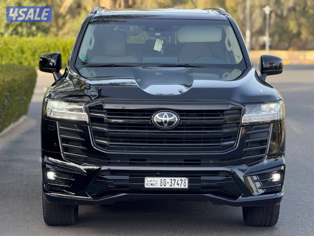 للبيع لاندكروزر ايرو اس تون تيربو20243