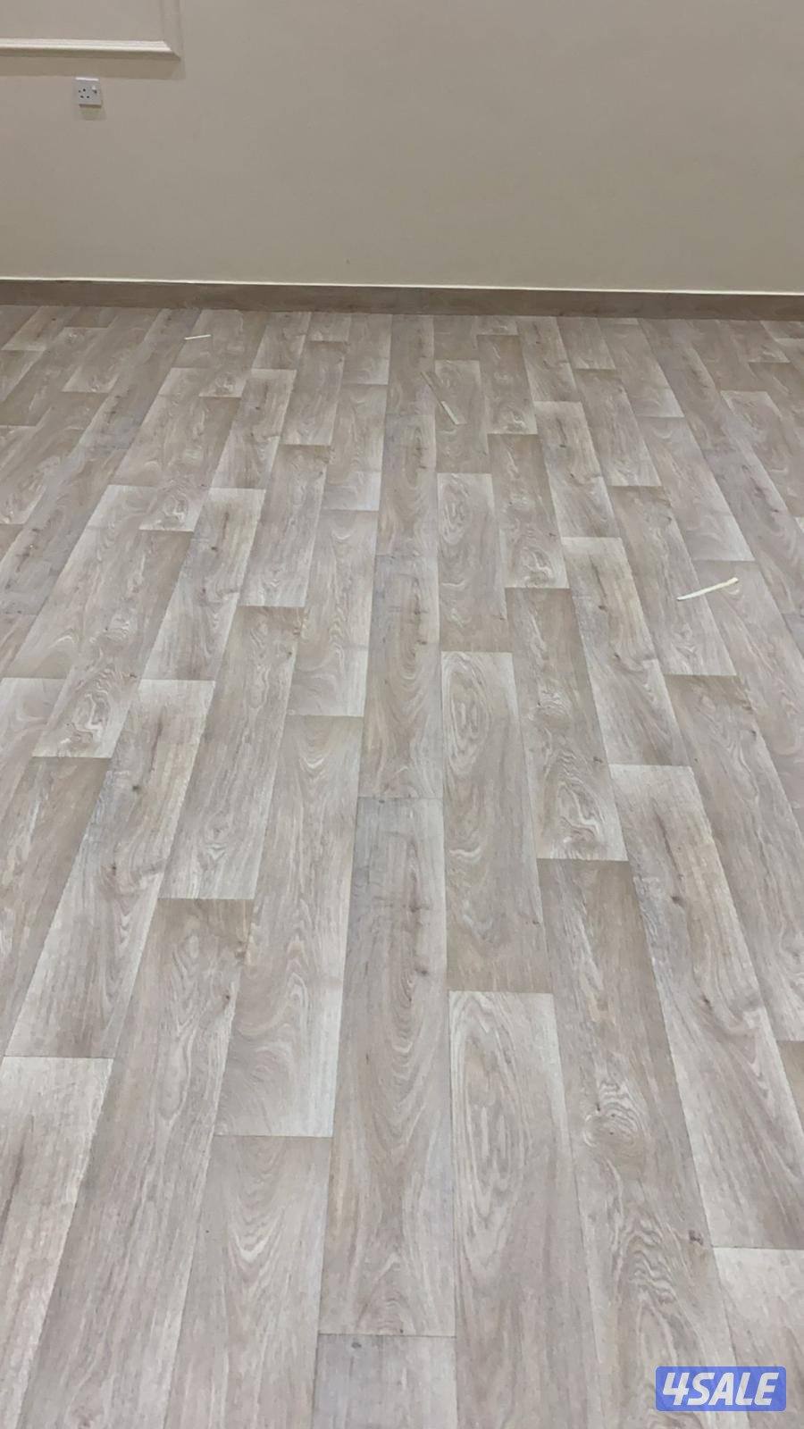 ✨ حول بيتك لمكان يرد الروح ✨
عندنا تشكيلة من باركية بلاستك بلجيكي قص7