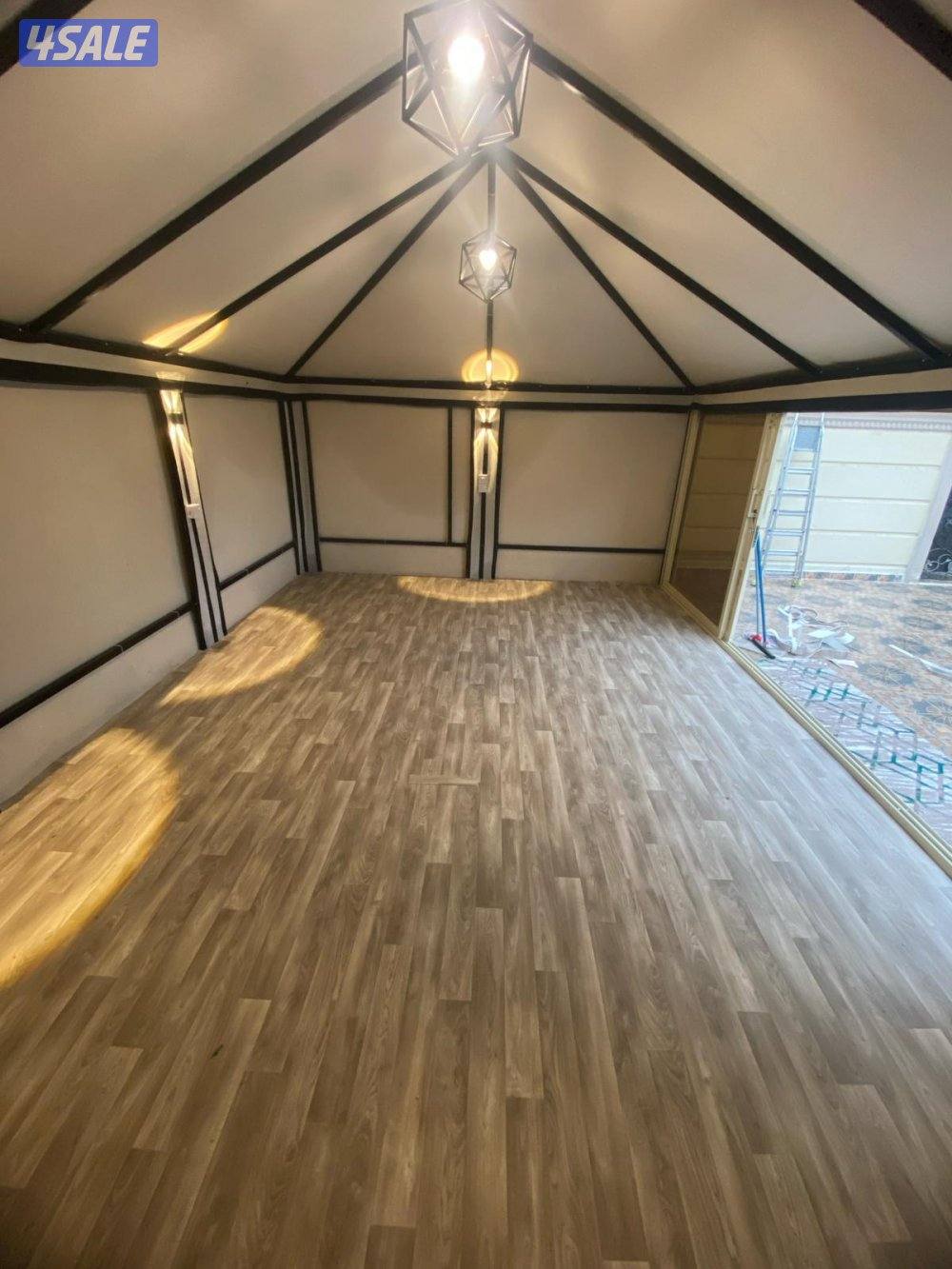 ✨ حول بيتك لمكان يرد الروح ✨
عندنا تشكيلة من باركية بلاستك بلجيكي قص14