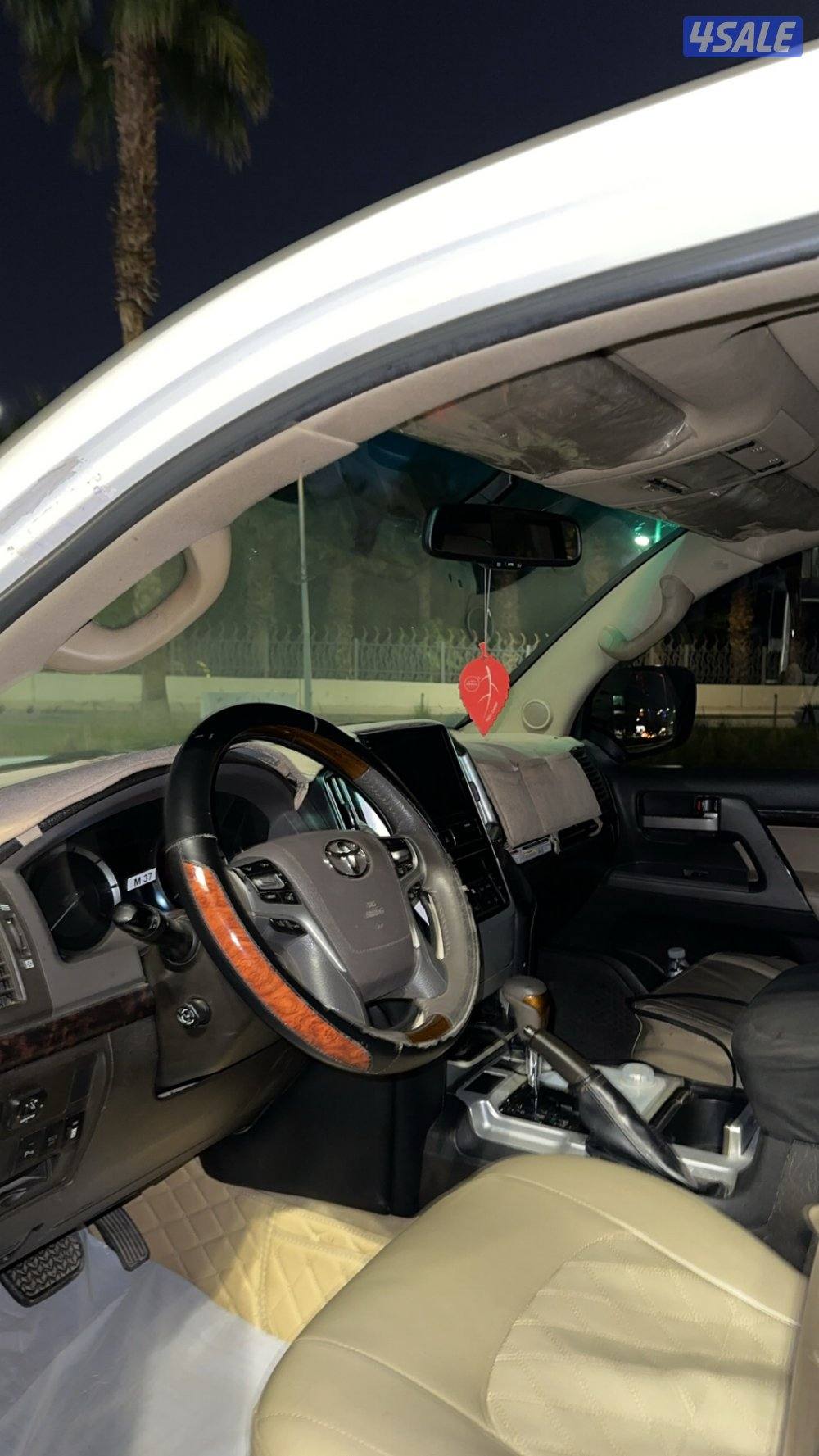 للبيع لاند vxr 2009 نظييف7