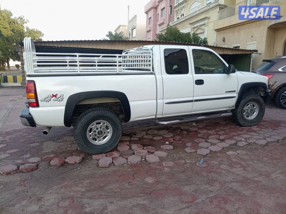 سيارة جي ام سي سيرا موديل ٢٠٠٣  صبغ وكاله بحاله ممتازه شرط الفحص3