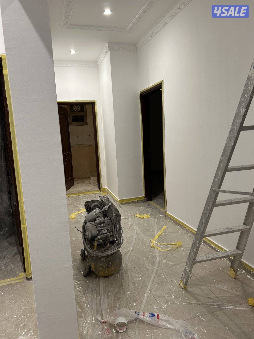 شقة للايجار ثلاث غرف (وحده منهم ماستر )+صاله +مطبخ+حمامين) مصفطين1