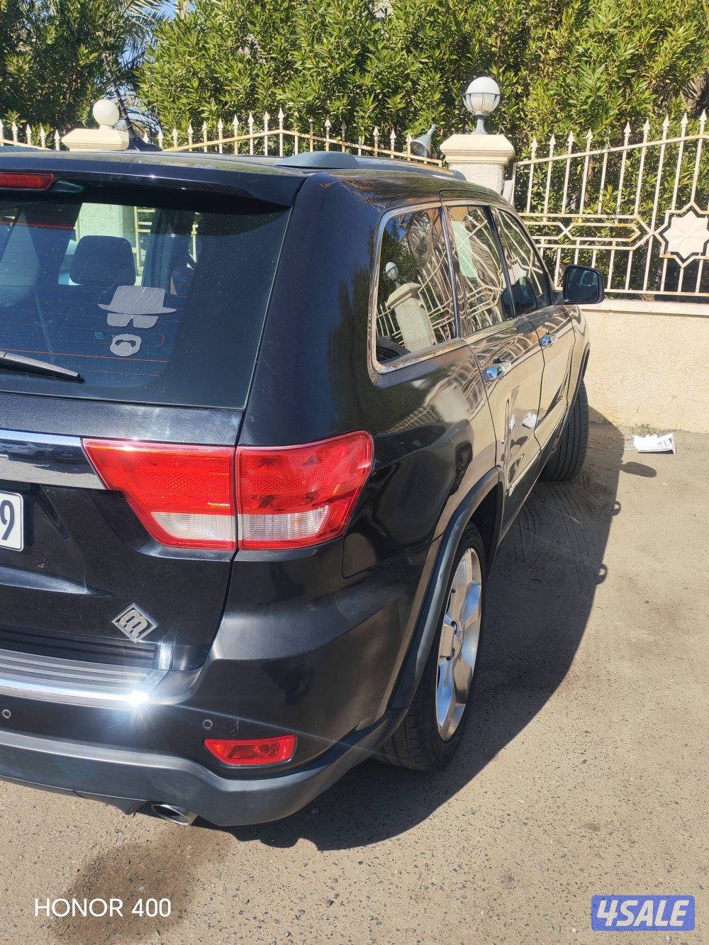 سياره للبيع جراند شيروكي٢٠١٢ صبغ المكاله9