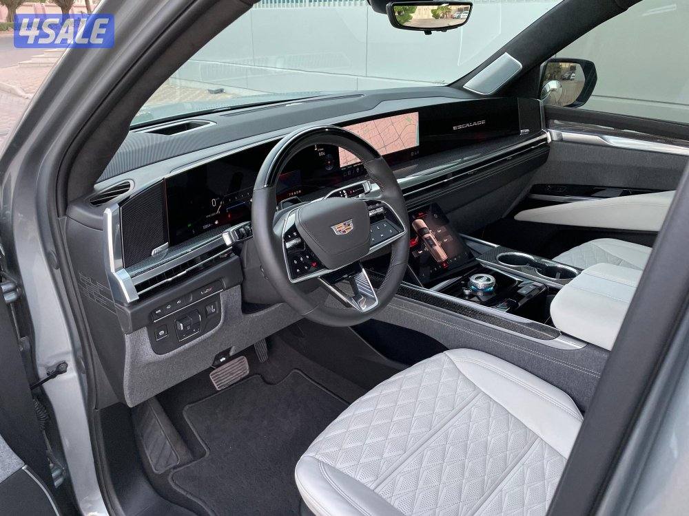 ❗️Cadillac / 2025 / Escalade V اصلي ❗️9