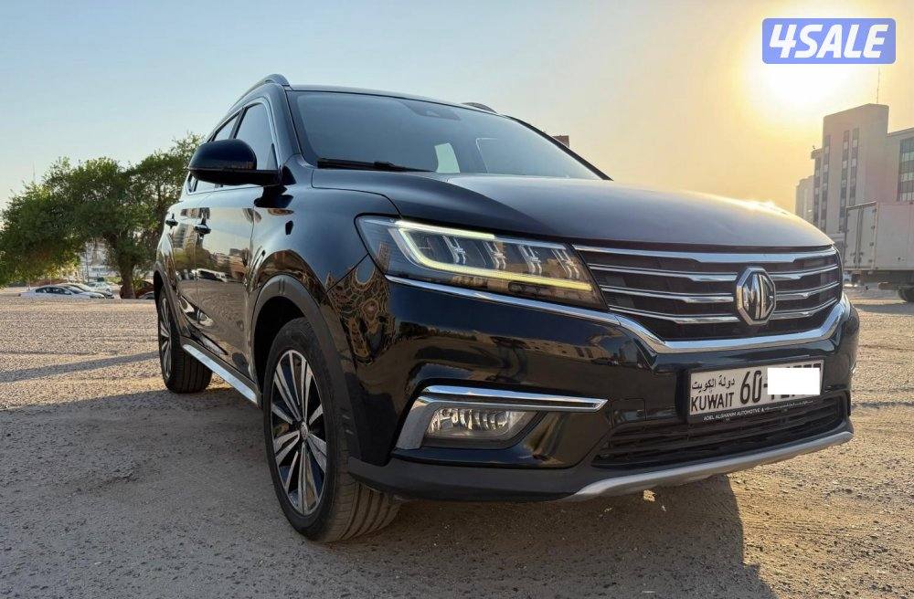 Lady Driven MG RX5 2022 Luxury0