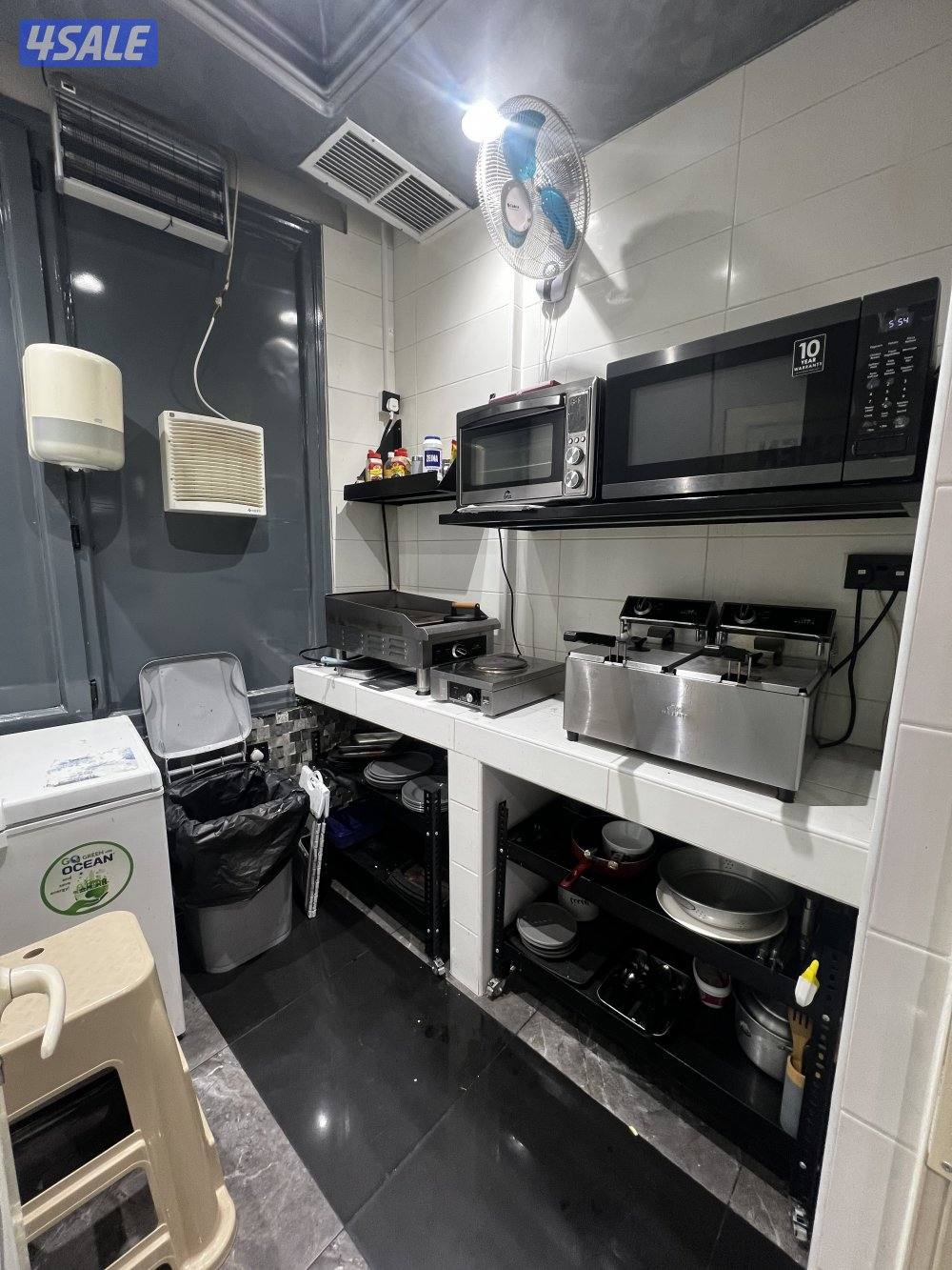 مقهى البيع مجهز كااامل مجمع فرح حولي مكان مميز6