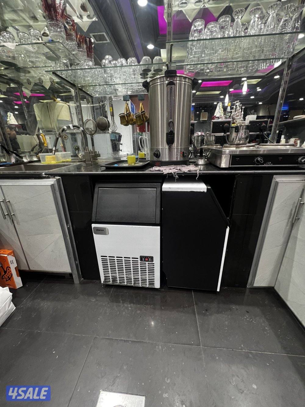 مقهى البيع مجهز كااامل مجمع فرح حولي مكان مميز8