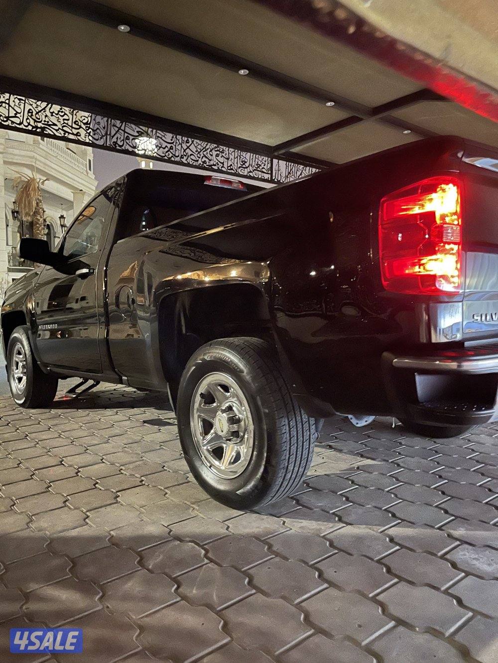 الي يدور النظيف سيلفرادو النسخه التذكارية 70 عام4